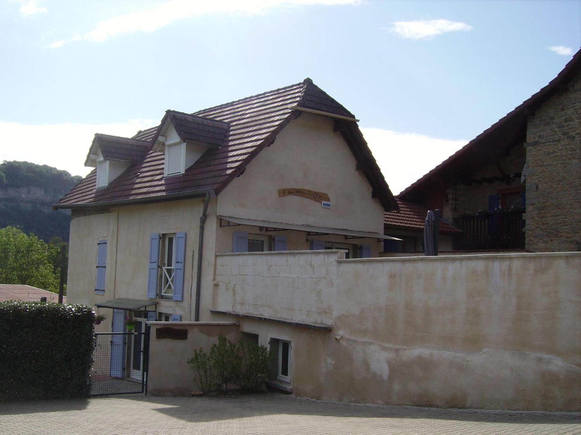 A Deux Pas Du Rhone Villa Sault-Brenaz Luaran gambar