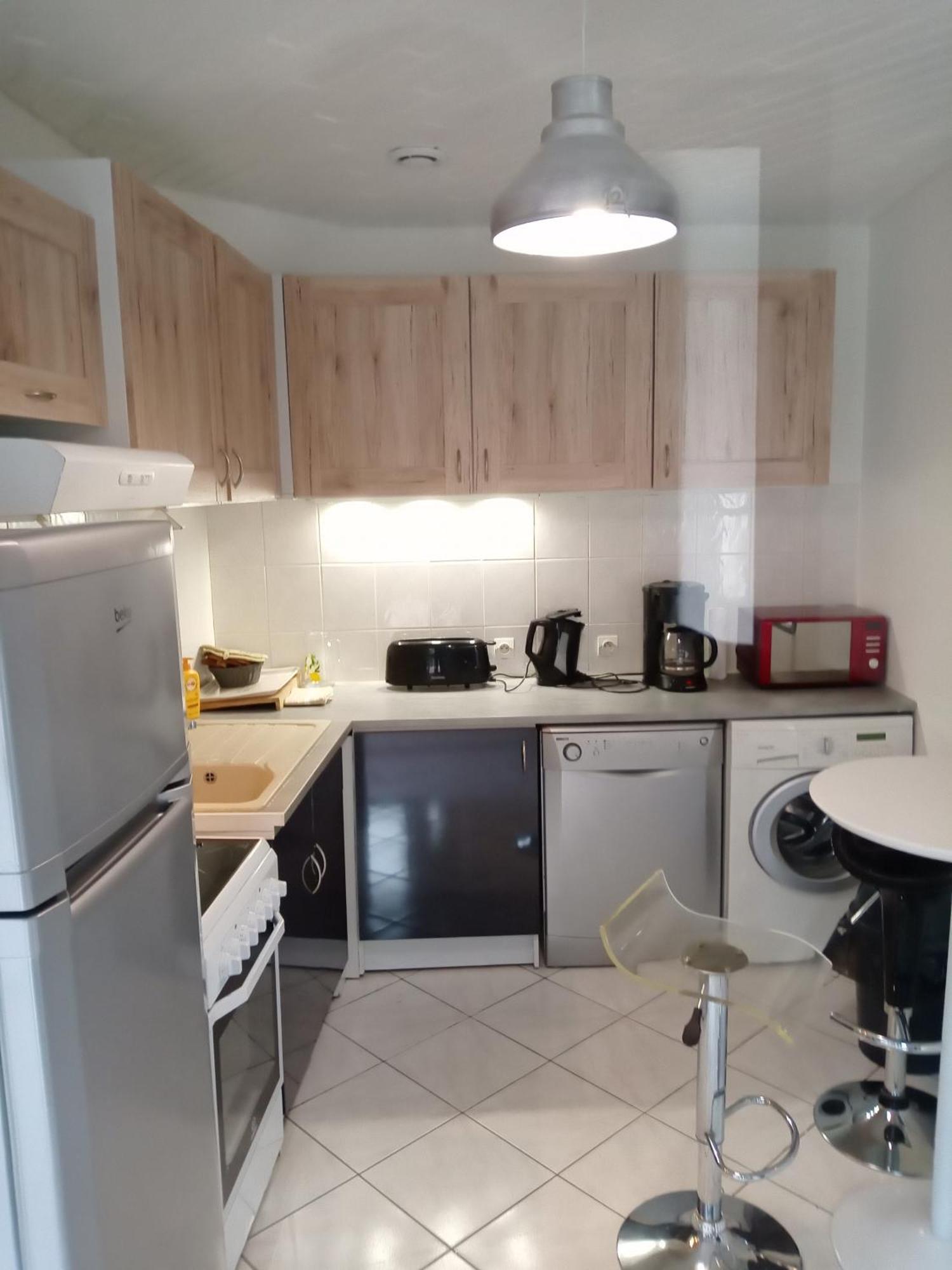 A Deux Pas Du Rhone Villa Sault-Brenaz Luaran gambar